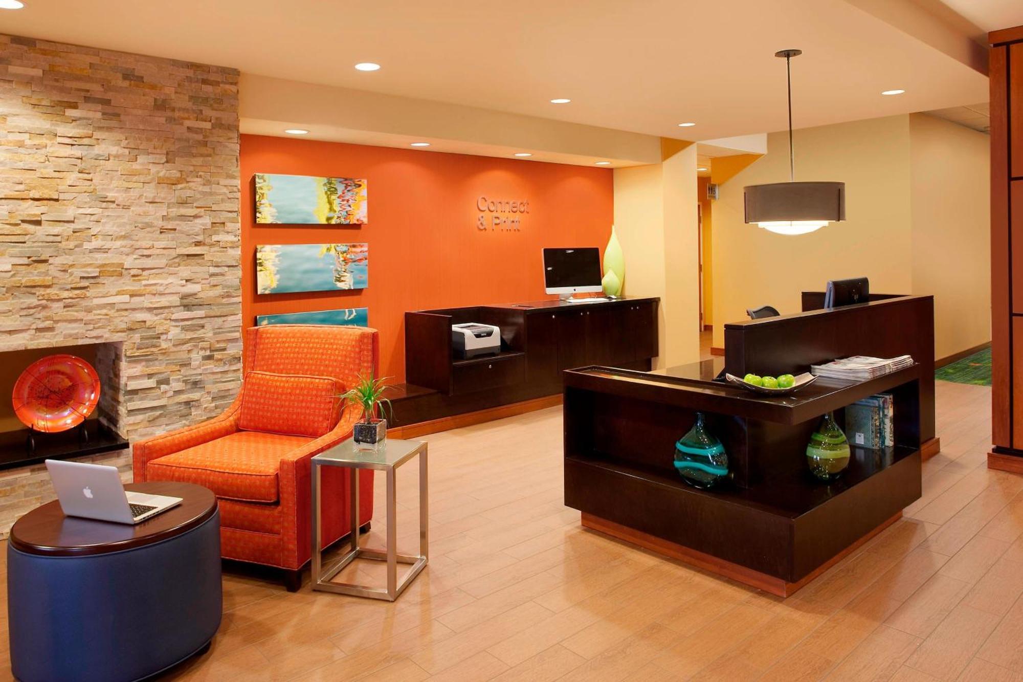 Fairfield Inn & Suites By Marriott Toronto Mississauga Exterior foto