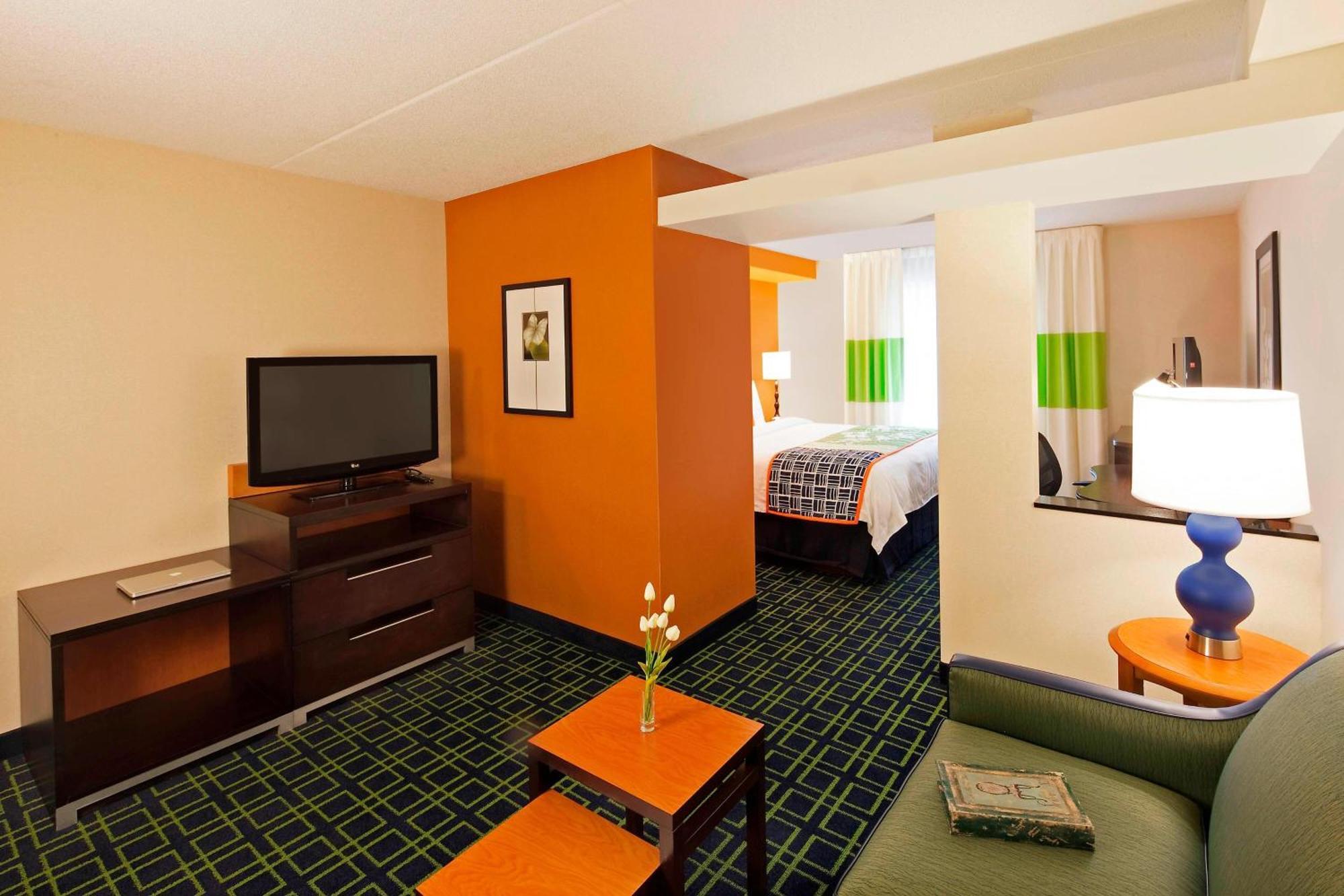 Fairfield Inn & Suites By Marriott Toronto Mississauga Exterior foto