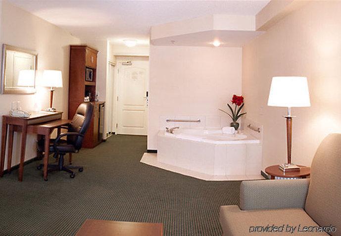 Fairfield Inn & Suites By Marriott Toronto Mississauga Exterior foto