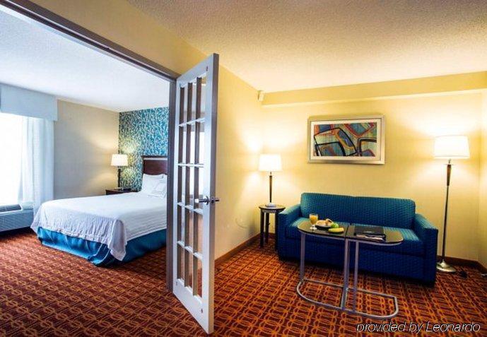 Fairfield Inn & Suites By Marriott Toronto Mississauga Exterior foto