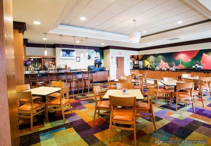 Fairfield Inn & Suites By Marriott Toronto Mississauga Exterior foto